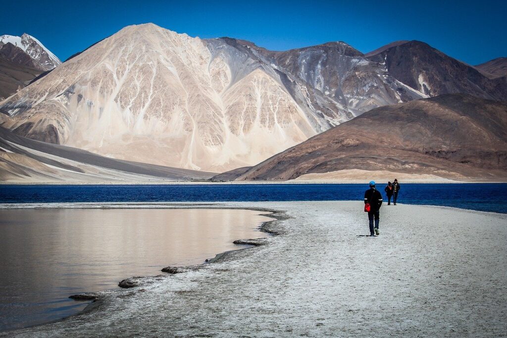 Best time to visit Ladakh by road